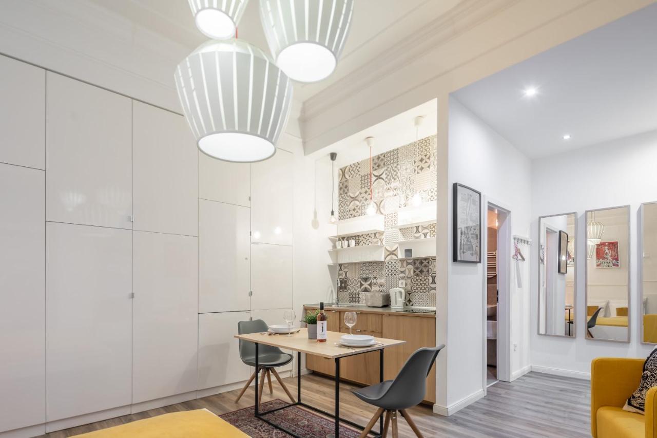 Extra Central Modern Studio บูดาเปสต์ ภายนอก รูปภาพ